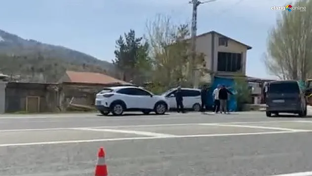 Elazığ-Diyarbakır Karayolunda Trafik Kazası: 4 Kişi Yaralandı!