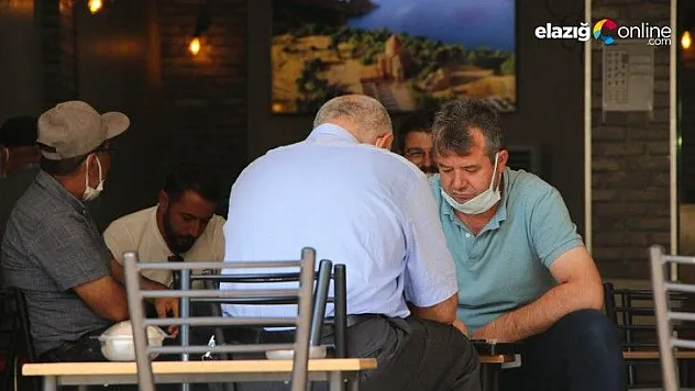 Artık kahvehane ve kıraathanelere alınmayacaklar