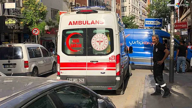 Tartışma bir anda yumuruklu kavgaya dönüştü!