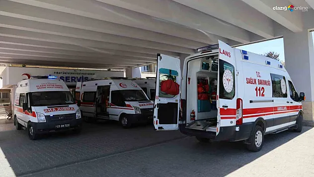 Elazığ Ataşehir Mahallesi'nde İnşaat İskelesi Çöktü: 2 İşçi Yaralandı!