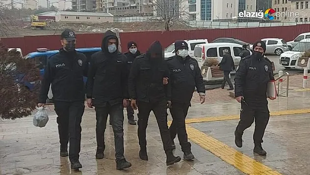 Kablo çalan 3 şüpheli polise yakalandı
