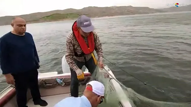 Elazığ'da Kaçak Avcılıkla Mücadele: Keban Baraj Gölü'nde 7/24 Denetim!