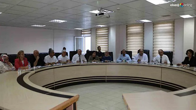 Elazığ İl Sağlık Müdürü Dr. Emrah Gecekuşu Başkanlığında Kritik Toplantı!