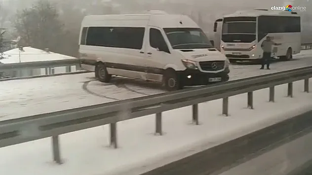 Hazırlıksız yakalanan sürücüler, yolda kaldı