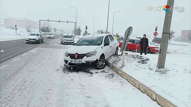 Kar yağışıyla birlikte Elazığ'daki ekipler seferber oldu