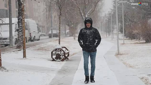 Elazığ'da Kış Kapıyı Çaldı! Kar Yağışı Bir Hafta Sürecek, Sıcaklık 12 Derece Düşecek!