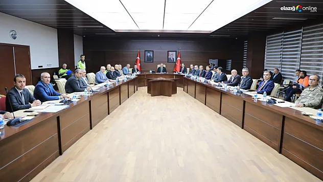 Elazığ'da 'Kış Mevsimi Trafik Tedbirleri' toplantısı yapıldı