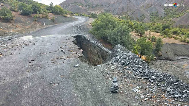 Sel ve Yol Çökmesi Sonrası Elazığ İl Özel İdaresi Ulaşımı Kontrol Altına Aldı