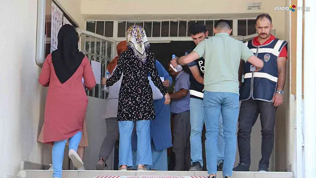 Elazığ'da KPSS heyecanı! Memur olmak isteyen çok sayıda aday ter döktü
