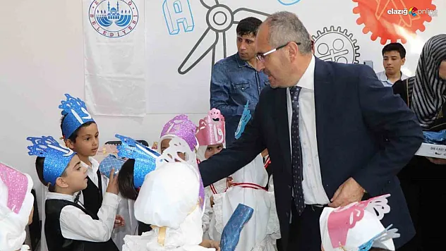 Minik Yürekler Kur'an'la Buluştu: Elazığ'da 4-6 Yaş Grubu İçin Karne Günü!