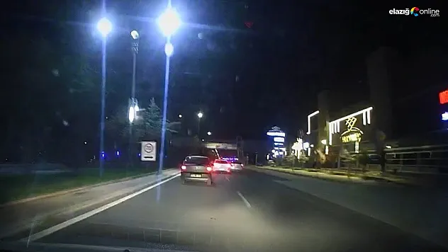 Trafikte Ölümle Dans! Elazığ'da Sürücünün Tehlikeli Anları Araç Kamerasında!
