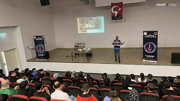 Öğrencilere siber farkındalık eğitimi