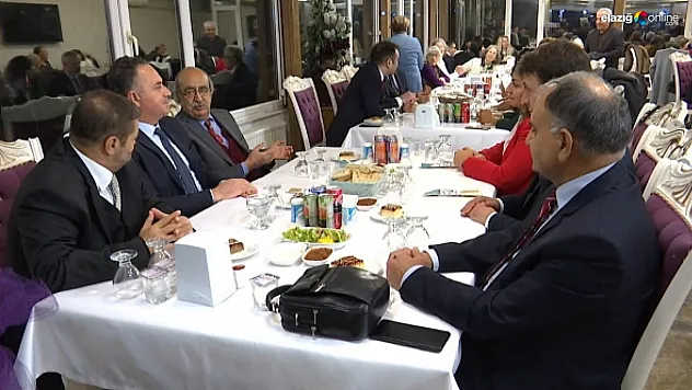 Elazığ'da öğretmenler onuruna düzenlenen yemek programına yoğun katılım