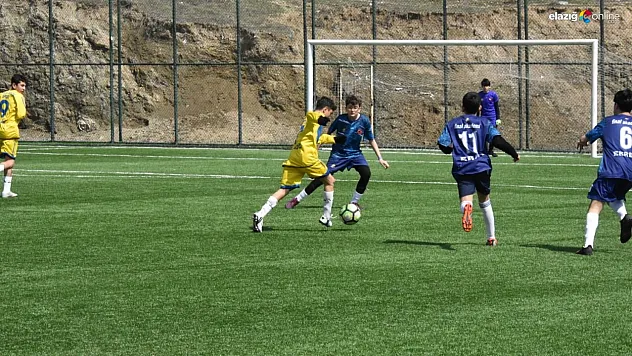 Yıldızlar futbol müsabakaları Elazığ'da başladı