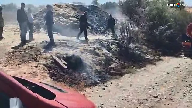 Elazığ'da Çıkan Otluk Yangını Köylü ve İtfaiye İşbirliğiyle Söndürüldü!