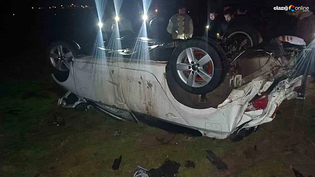 Karakoçan'da otomobil takla attı!
