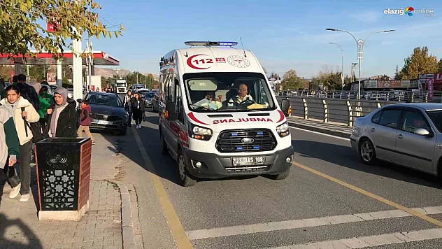 Elazığ'da korkunç kaza! Otomobil genç kıza çarptı
