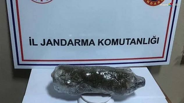 Elazığ'da pet şişe içerisine zulalanmış esrar ele geçirildi