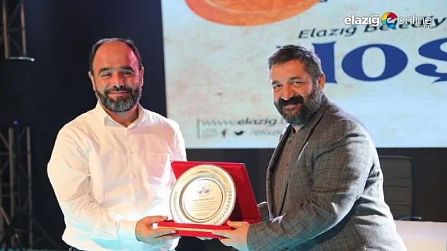 Yazar Ahmet Bulut vatandaşlarla bir araya geldi