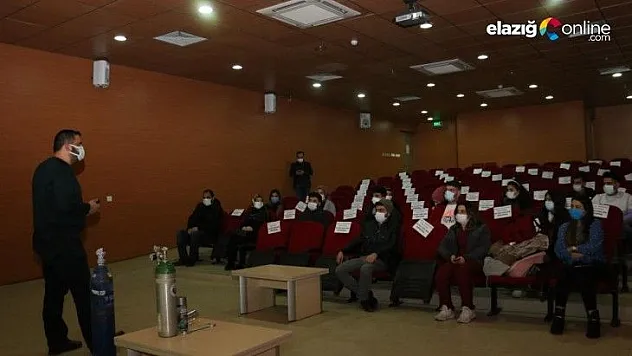 Elazığ'da sağlık ve bakım personeline eğitim