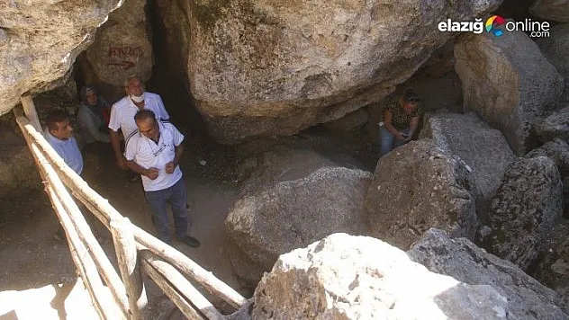 Elazığ'da serinleten mekan Buzluk Mağarası