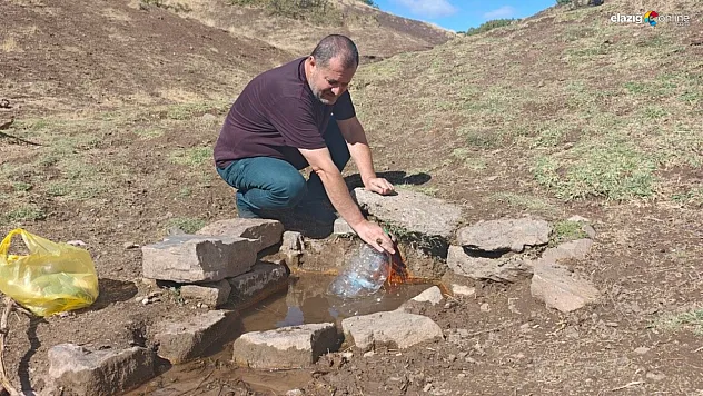 Elazığ'da Şifalı Suya Ulaşmak için Köylüler Kilometrelerce Yol Yürüyor!