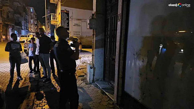 Elazığ'da Silahlı Kavga! Pompalı Tüfekle Saldırdı, Kaçtı! 1 Kişi Yaralandı!