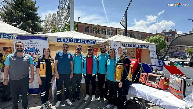 Trafik Haftasında Gerçek Tatbikat! UMKE ve 112 Ekiplerinden Nefes Kesen Gösteri!