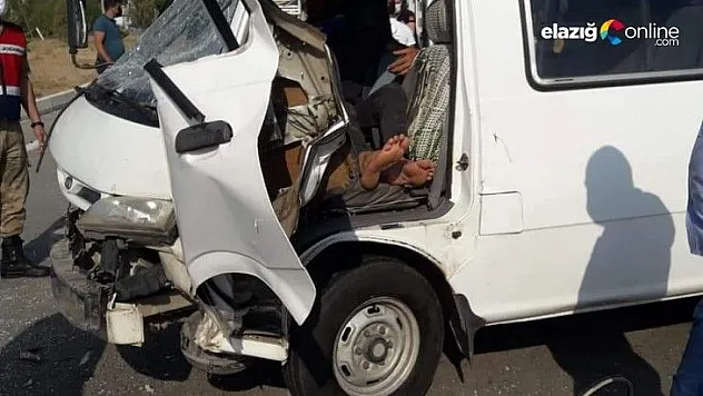Elazığ'da trafik kazası:2 yaralı
