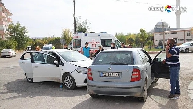 Elazığ'da trafik kazası: 2 yaralı