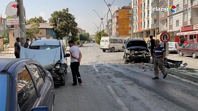 Elazığ'da trafik kazası: 3 yaralı