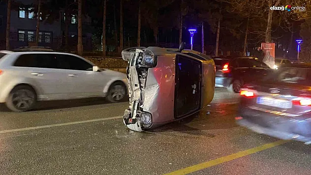 Refüje çarparak takla attı! 3 yaralı