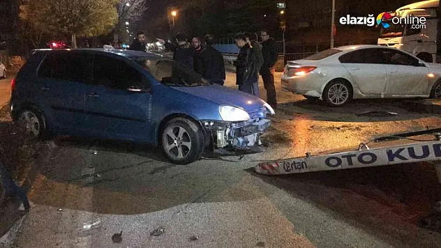 İki otomobilin çarpıştığı kazada 4 kişi yaralandı
