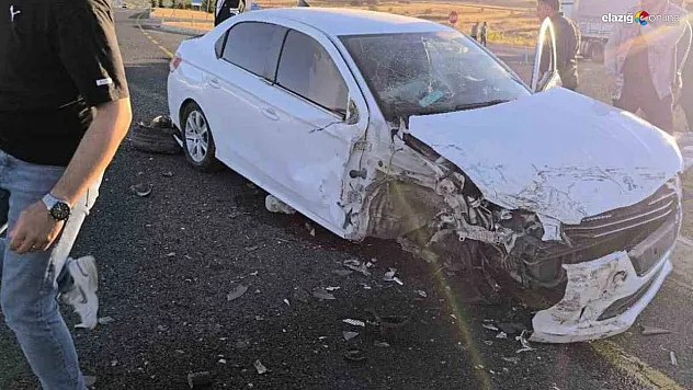 Elazığ-Malatya Karayolunda Trafik Kazası: 4 yaralı!
