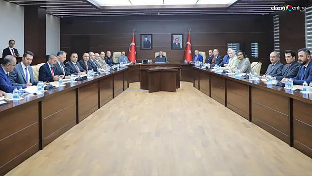 Elazığ'da Uyuşturucu ile Mücadelede Kararlılık: Koruyucu Tedbirler Görüşüldü!