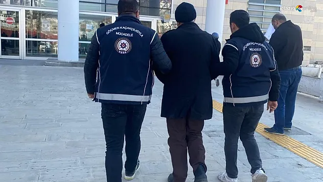 Yakalanan göçmen kaçakçısı tutuklandı