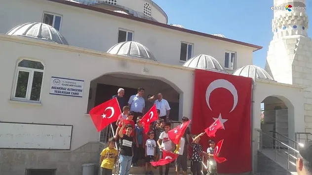 Yaz Kur'an kursları tüm hızıyla sürüyor