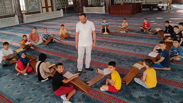 Elazığ'da Yaz Kur'an Kurslarıyla Çocuklara Hem Manevi Hem Sosyal Eğitim!