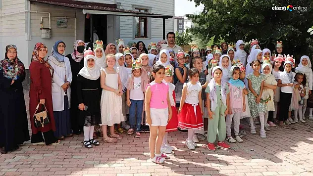 Yaz Kur'an kurslarında karne heyecanı