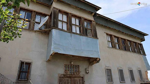 Atatürk'ün Yanında Savaşan Elazığlı Vekilin Konağı Restore Edilmeyi Bekliyor!