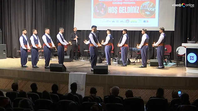 Elazığ'daki depremzede vatandaşlara moral gecesi