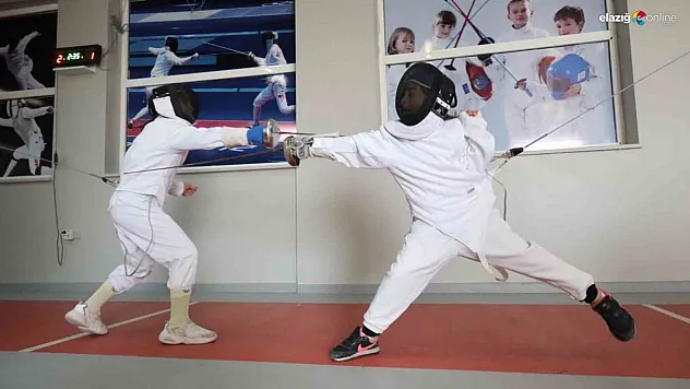 Türkiye 3'üncüsü Elazığ'dan Çıktı! Zeynep Erva Alsu'dan Gururlandıran Başarı!