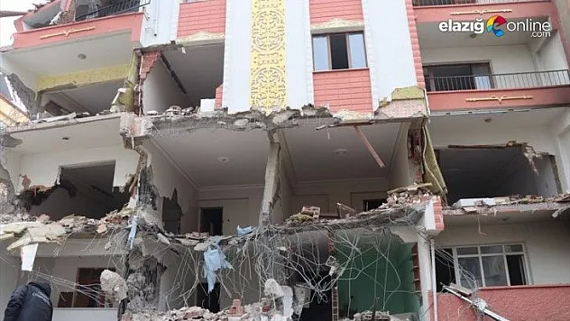 Elazığ Genelinde 1190 Konut Ağır Hasara Dönüştü