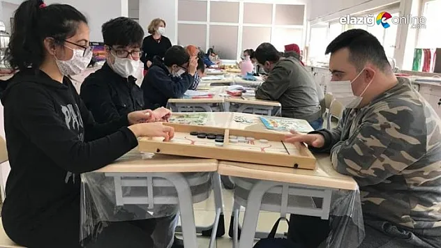 Elazığ Halk Eğitim Merkezinden anlamlı kurs