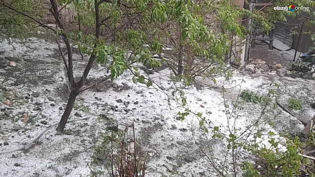 Arıcak'ta Aniden Bastıran Dolu Yağışı, Hayatı Felç Etti!
