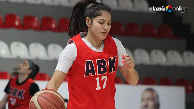 Elazığ İl Özel İdare, Nuran Tutsak'ı kadrosuna kattı