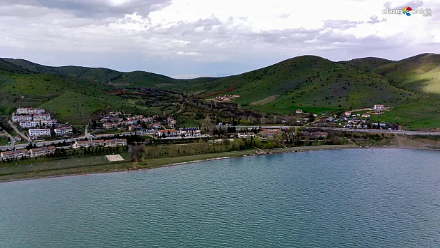 Elazığ'ın doğa harikası Hazar Gölü Bayram'da ziyaretçilerini bekliyor!