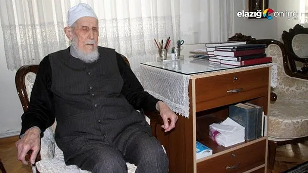 Elazığ'ın kanaat önderi Hafız Abdullah Nazırlı için cenaze namazı