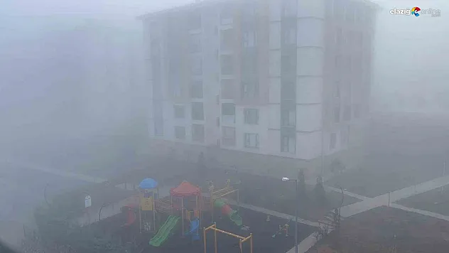 Yüksek kesimlerde sis alarmı: Sürücülere 'takip mesafesi' uyarısı!