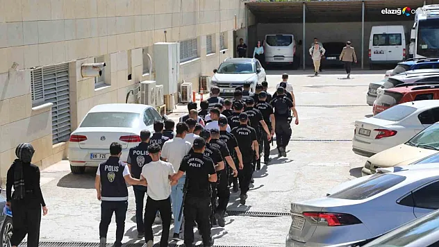 Nitelikli dolandırıcılık yapan şahıslara operasyon!